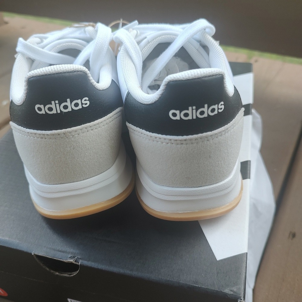 Adidas Run 70s 2.0 J Kids Sneakers White Black‎ Grey Gum ID2505 Size 6